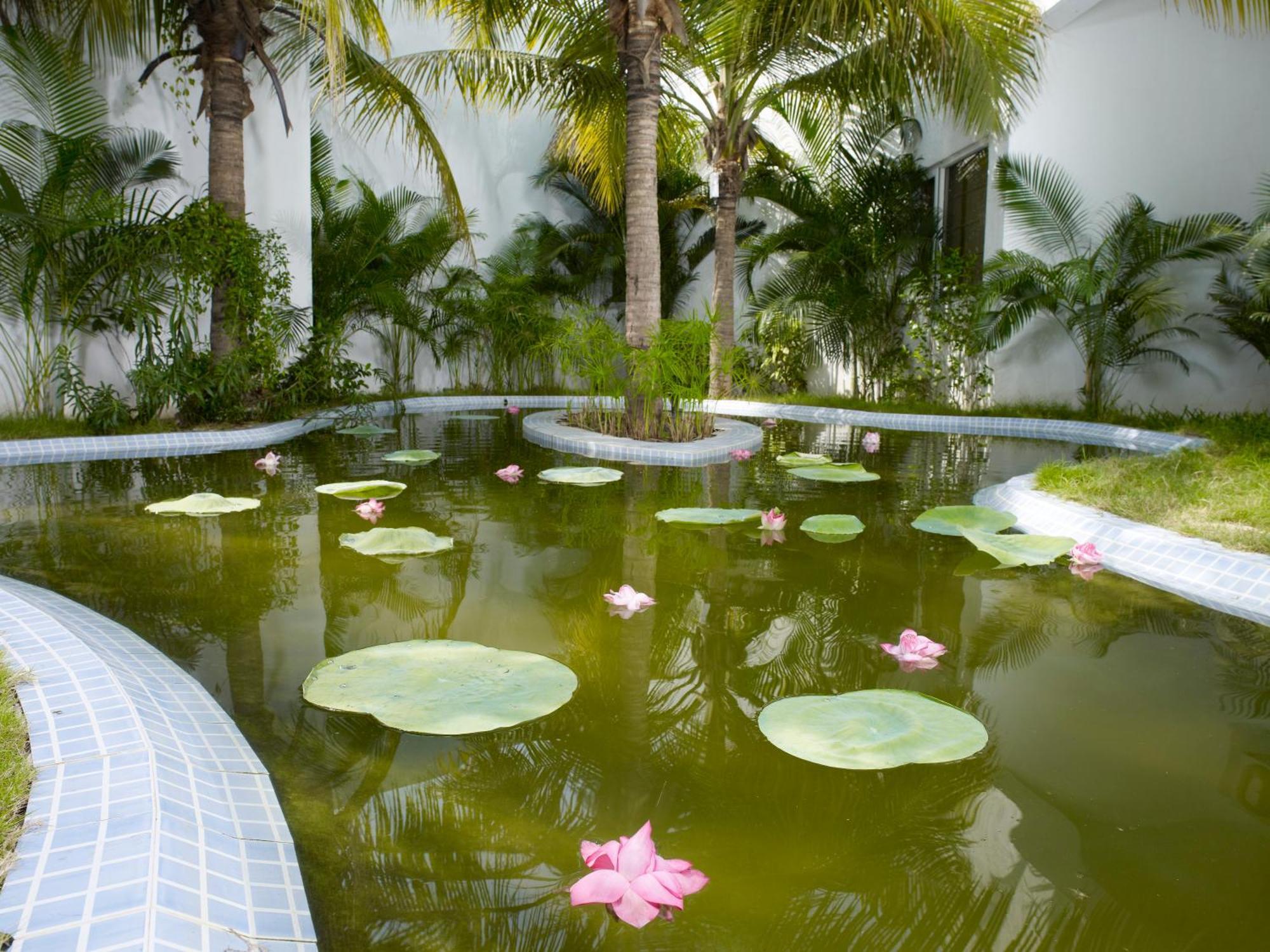 โรงแรมศรีปุรัมพุทธ Sriperumbudur ภายนอก รูปภาพ